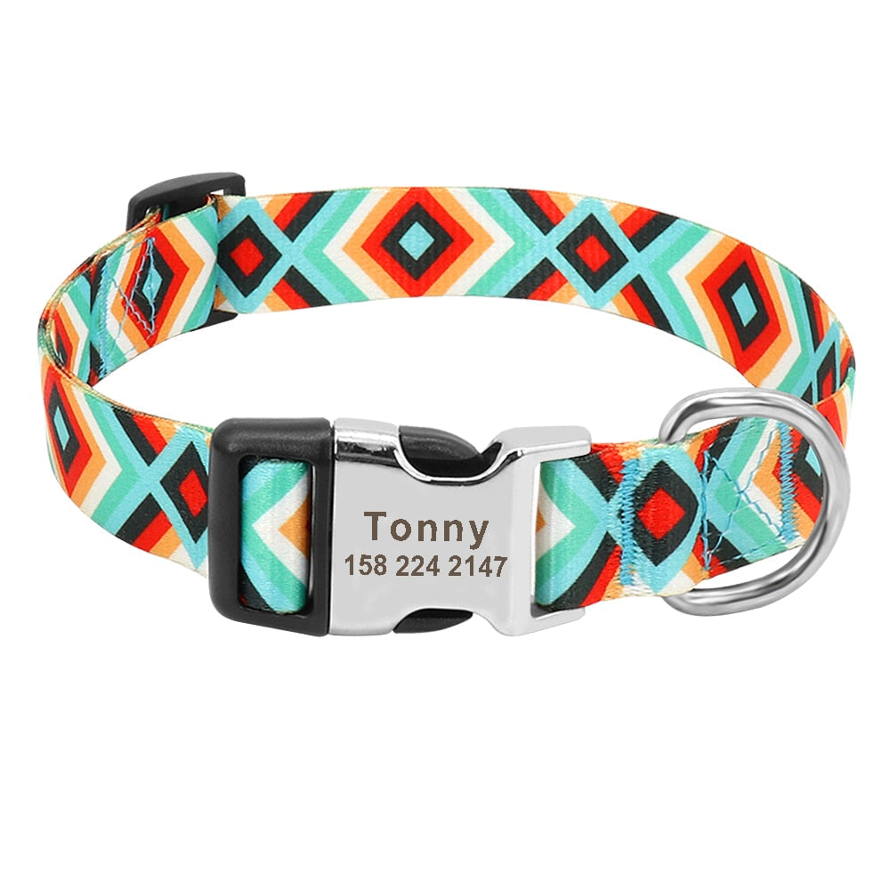 Personalisiertes Hundehalsband aus Nylon mit Namen in Grün